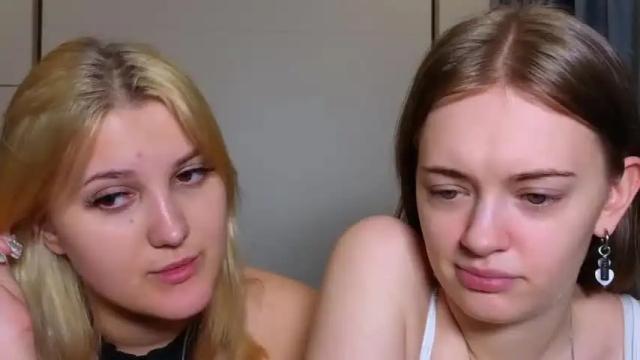 Image 4 of sav_anna Stream on Chaturbate on 13 months ago