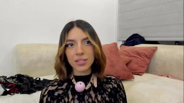 Image 6 of savagesweethearts Stream on Chaturbate on 29 days ago
