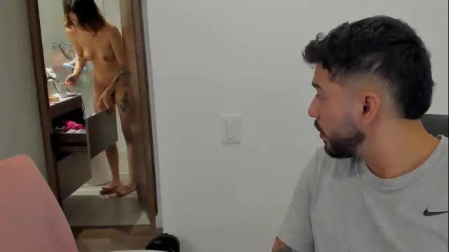 Image 2 of savagesweethearts Stream on Chaturbate on 1 month ago