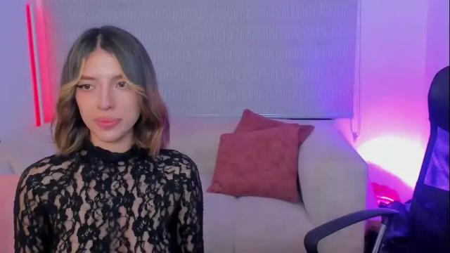 Image 8 of savagesweethearts Stream on Chaturbate on 24 days ago