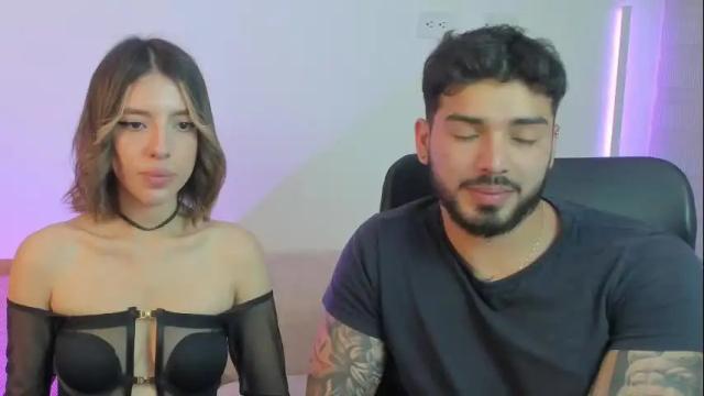 Image 3 of savagesweethearts Stream on Chaturbate on 11 days ago