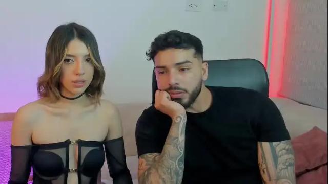 Image 2 of savagesweethearts Stream on Chaturbate on 1 month ago