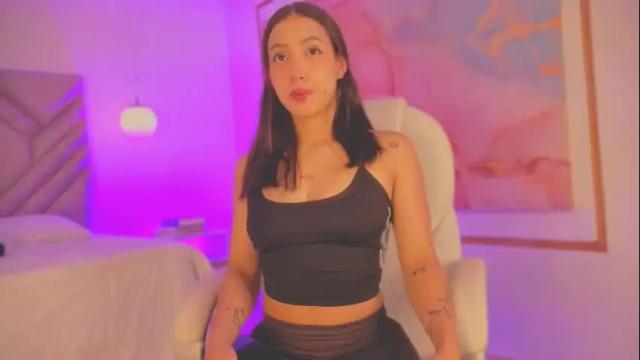 Image 2 of savannah_williams Stream on Chaturbate on 26 days ago