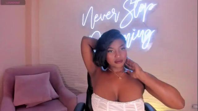 Image 4 of savannahstorm_ Stream on Chaturbate on 11 days ago