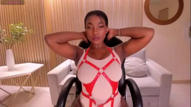 Image 6 of savannahstorm_ Stream on Chaturbate on 2 months ago
