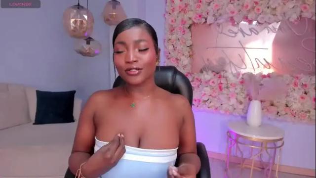 Image 11 of savannahstorm_ Stream on Chaturbate on 1 month ago