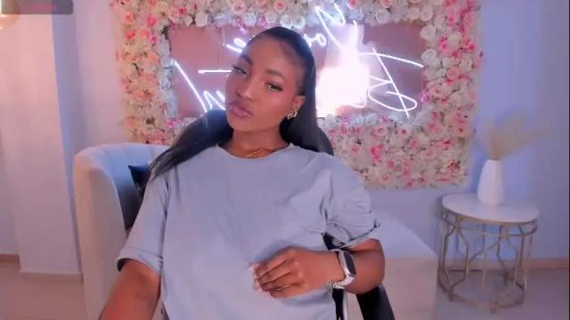 Image 2 of savannahstorm_ Stream on Chaturbate on 1 month ago