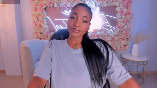 Image 4 of savannahstorm_ Stream on Chaturbate on 1 month ago