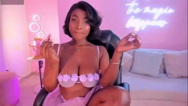 Image 2 of savannahstorm_ Stream on Chaturbate on 1 month ago