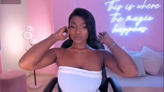 Image 2 of savannahstorm_ Stream on Chaturbate on 1 month ago