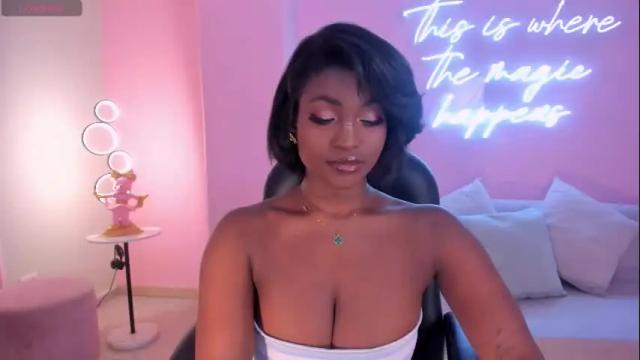 Image 7 of savannahstorm_ Stream on Chaturbate on 1 month ago