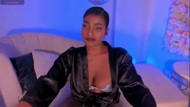 Image 12 of savannahstorm_ Stream on Chaturbate on 29 days ago