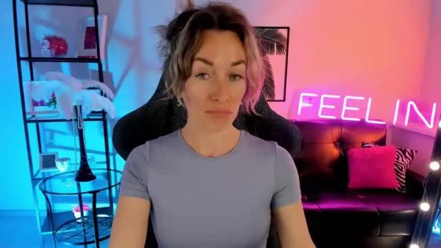 Image 10 of save_the_qween Stream on Chaturbate on 12 months ago