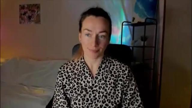 Image 8 of save_the_qween Stream on Chaturbate on 8 days ago