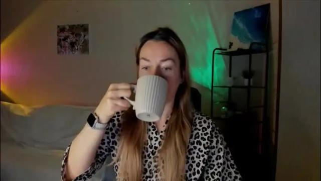 Image 6 of save_the_qween Stream on Chaturbate on 6 days ago