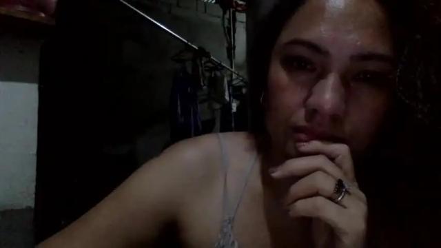 Image 11 of sawadeehka Stream on Chaturbate on 13 months ago