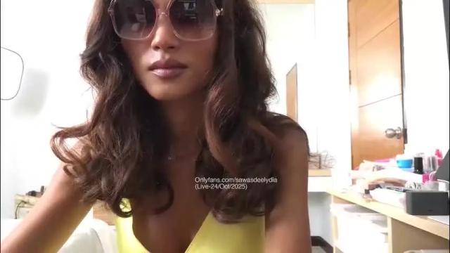 Image 12 of sawasdeelydia Stream on Chaturbate on 2 months ago