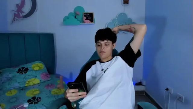 Image 3 of sayd_23 Stream on Chaturbate on 24 days ago