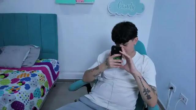 Image 3 of sayd_23 Stream on Chaturbate on 21 days ago