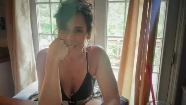 Image 2 of sayplsgdgrl Stream on Chaturbate on 26 days ago
