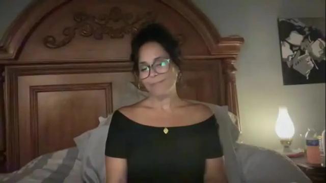 Thumbnail 1, sayplsgdgrl's Stream at Chaturbate, 2 months ago