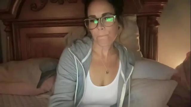 Image 10 of sayplsgdgrl Stream on Chaturbate on 1 month ago