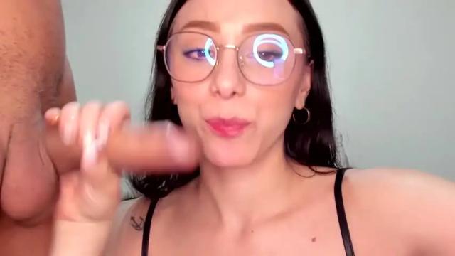 Image 3 of scarett_jackson Stream on Chaturbate on 12 months ago