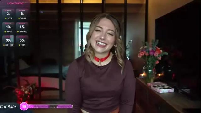 Image 2 of scarlajade Stream on Chaturbate on 2 months ago