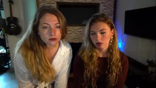 Image 3 of scarlajade Stream on Chaturbate on 1 month ago
