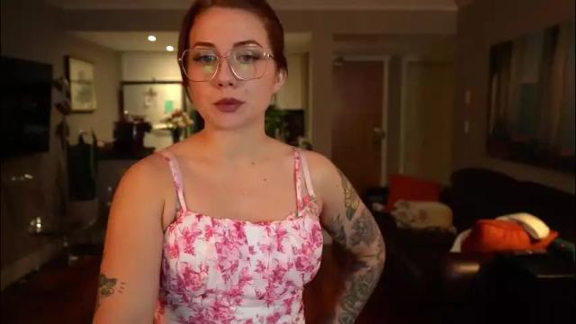 Image 2 of scarlajade Stream on Chaturbate on 2 months ago