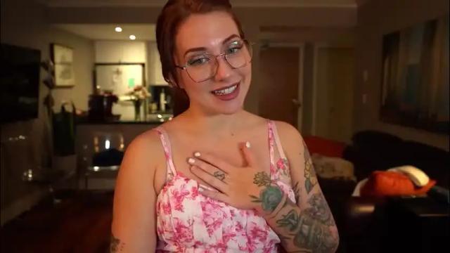 Image 3 of scarlajade Stream on Chaturbate on 2 months ago