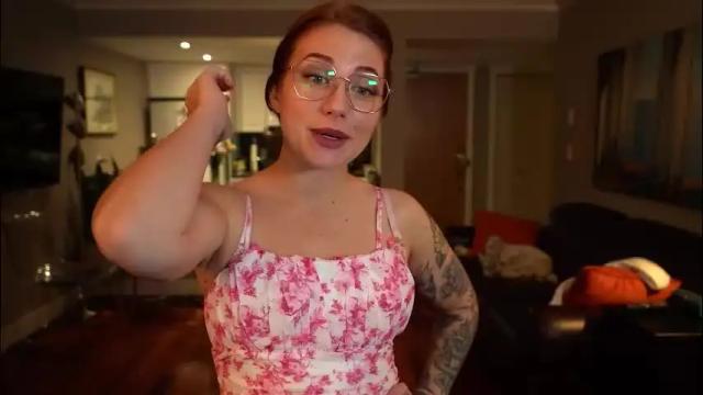 Image 7 of scarlajade Stream on Chaturbate on 2 months ago