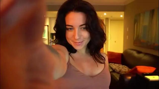 Image 3 of scarlajade Stream on Chaturbate on 1 month ago