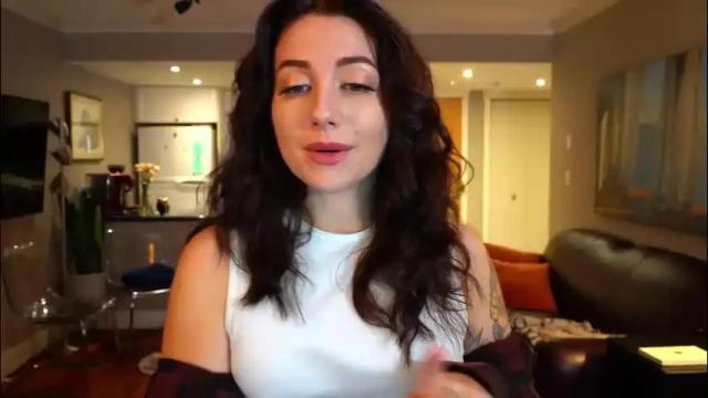 Image 11 of scarlajade Stream on Chaturbate on 1 month ago