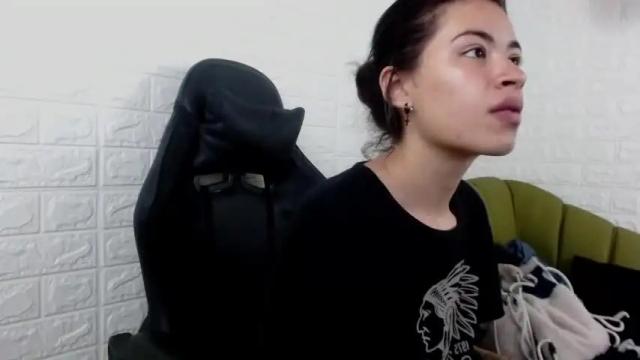 Image 2 of scarlattasnow Stream on Chaturbate on 24 months ago