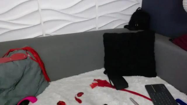 Image 12 of scarlattasnow Stream on Chaturbate on 24 months ago