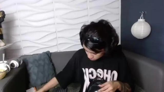 Image 3 of scarlattasnow Stream on Chaturbate on 24 months ago