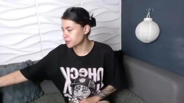 Image 7 of scarlattasnow Stream on Chaturbate on 24 months ago