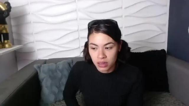 Image 2 of scarlattasnow Stream on Chaturbate on 24 months ago