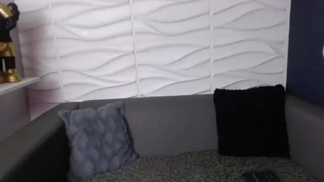 Image 7 of scarlattasnow Stream on Chaturbate on 24 months ago