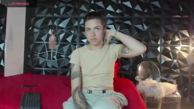 Image 12 of scarlattasnow Stream on Chaturbate on 23 months ago