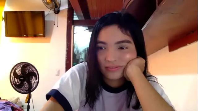 Image 7 of scarleht_wow Stream on Chaturbate on 26 days ago