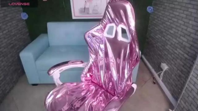 Image 8 of scarlet_b_ Stream on Chaturbate on 14 months ago