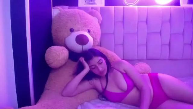 Image 2 of scarlet_b_ Stream on Chaturbate on 14 months ago