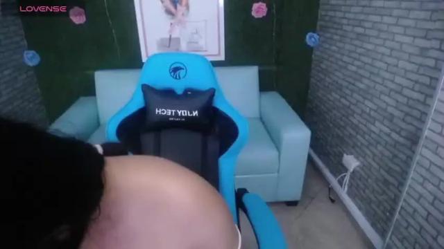 Image 11 of scarlet_b_ Stream on Chaturbate on 14 months ago