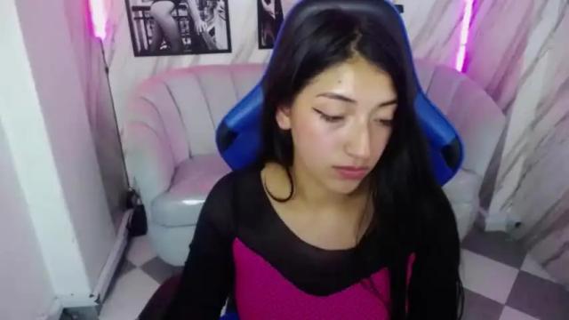 Image 11 of scarlet_b_ Stream on Chaturbate on 13 months ago