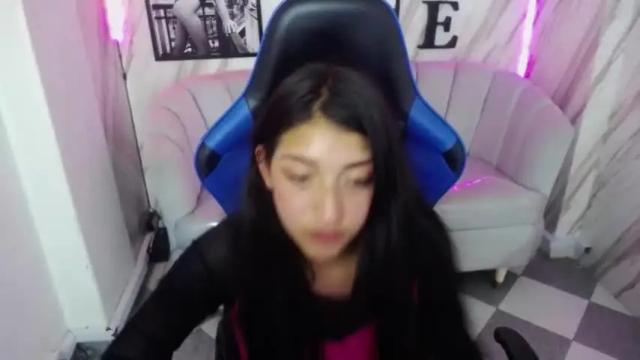 Image 2 of scarlet_b_ Stream on Chaturbate on 13 months ago