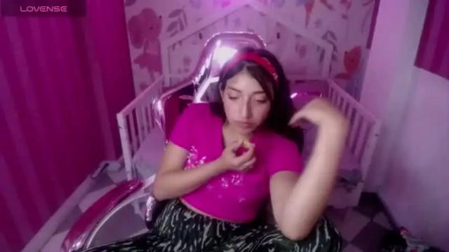 Image 7 of scarlet_b_ Stream on Chaturbate on 13 months ago