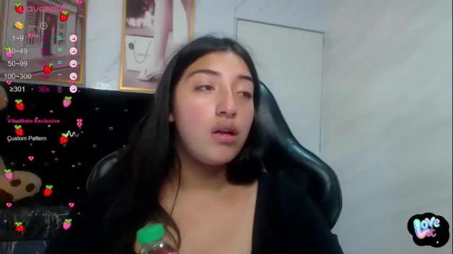 Image 3 of scarlet_b_ Stream on Chaturbate on 2 months ago
