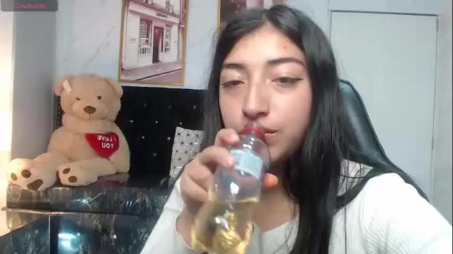 Thumbnail 1, scarlet_b_'s Stream at Chaturbate, 1 month ago